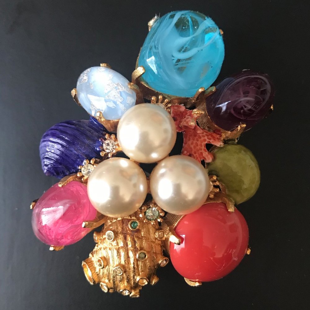 Kenneth Jay Lane Multi-Jeweled Clustered Brooch
